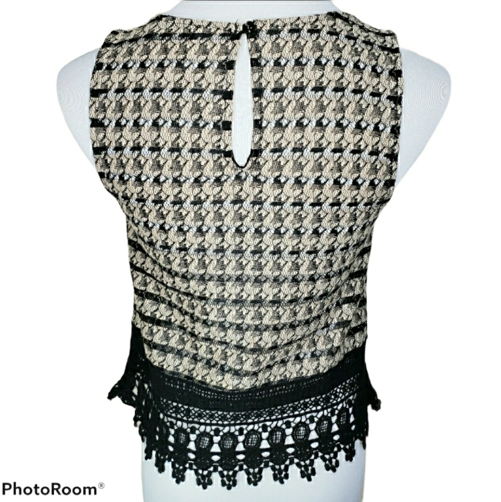 Astr Lacy Openwork Sleeveless Top Black & Tan Size XS - Picture 4 of 11